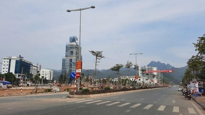 Đầu tư công được xác định là động lực quan trọng thúc đẩy phát triển kinh tế - xã hội. Ảnh T. Tâm