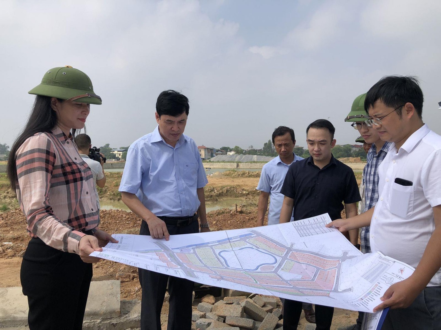 Ban Kinh tế - Ngân sách HĐND tỉnh Thái Nguyên khảo sát một số nội dung đề nghị bổ sung danh mục các dự án thu hồi đất - ẢNH DN