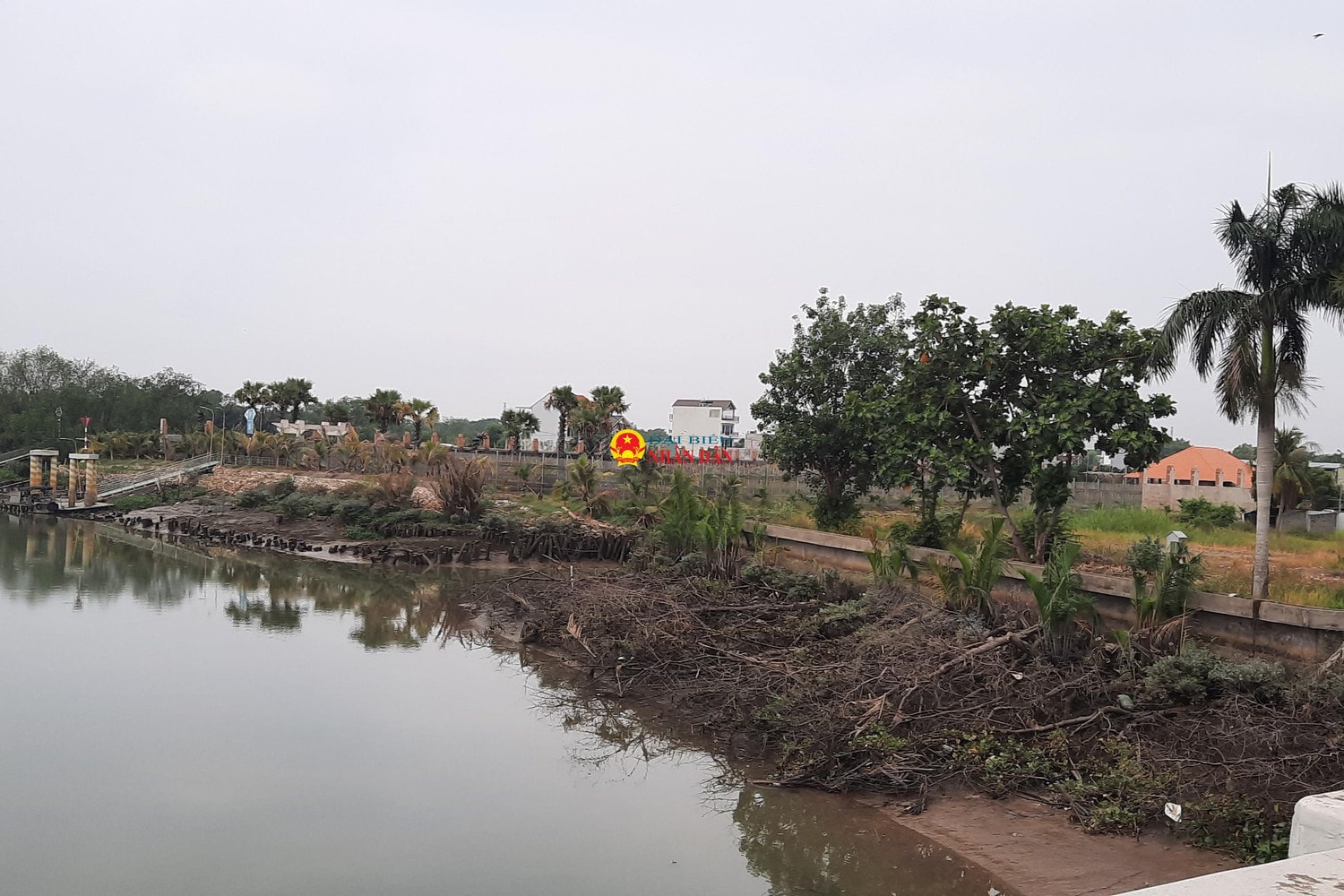 TP. Hồ Chí Minh: Người dân phản ánh việc san lấp bờ sông Tắc, xây dựng công trình trên đất nông nghiệp tại một phường ở TP Thủ Đức -0