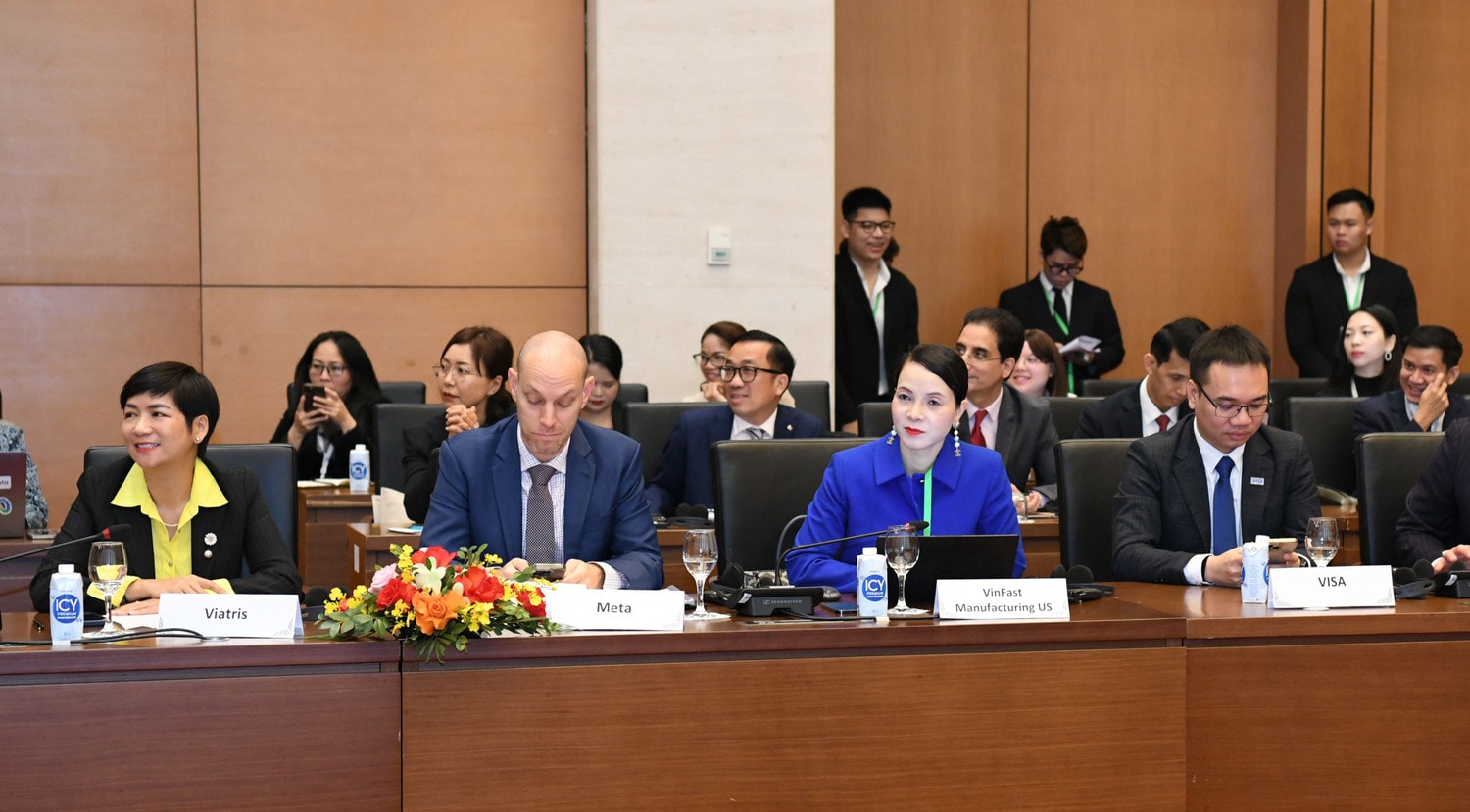 Các đại biểu dự cuộc làm việc. Ảnh: Lâm Hiển Chủ tịch Quốc hội Vương Đình Huệ tiếp Đoàn Hội đồng Kinh doanh Hoa Kỳ - ASEAN -0