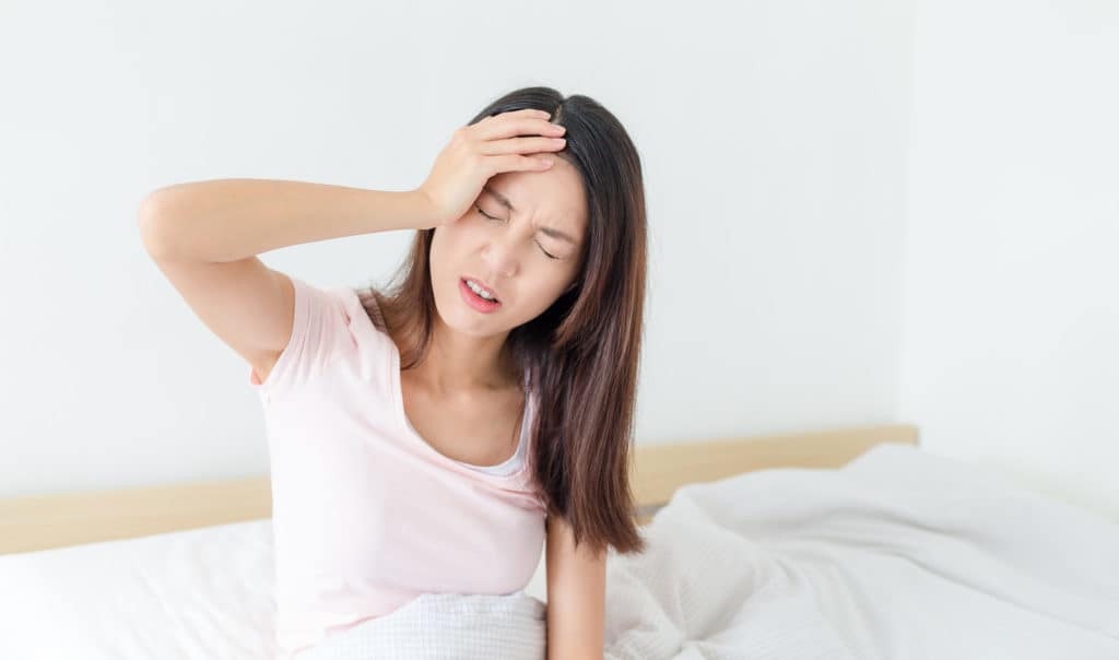 Những dấu hiệu cảnh báo nguy hiểm ở người bệnh đau đầu -0