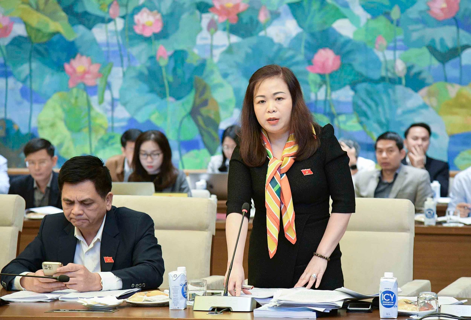 Phó Chủ nhiệm Ủy ban Tài chính - Ngân sách Vũ Thị Lưu Mai đánh giá cao nỗ lực của Bộ Giao thông Vận tải