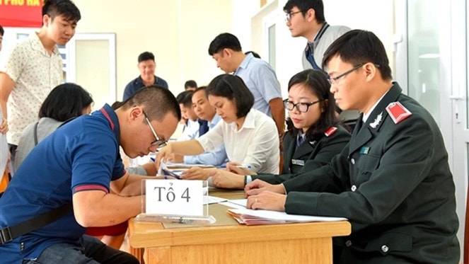 Đề xuất xây dựng cụ thể, hoàn thiện các quy định liên quan đến chậm đóng, trốn đóng BHXH, BHTN, BHYT . Ảnh: BH