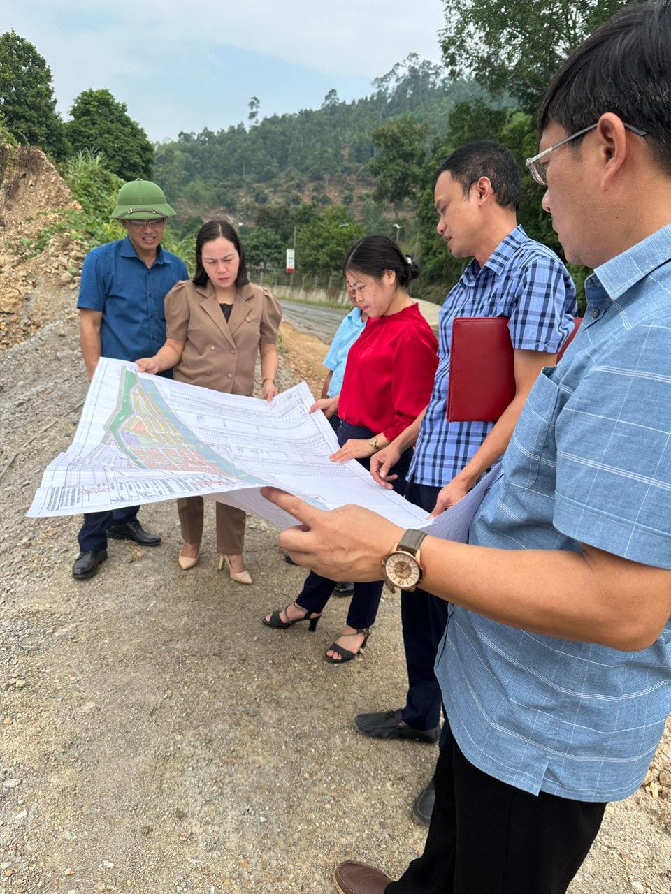 Tăng cường giám sát, chất vấn -0