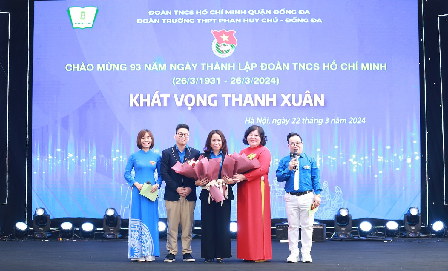 Sôi nổi chương trình chào mừng 93 năm ngày thành lập Đoàn TNCS Hồ Chí Minh của Trường THPT Phan Huy Chú - Đống Đa -0