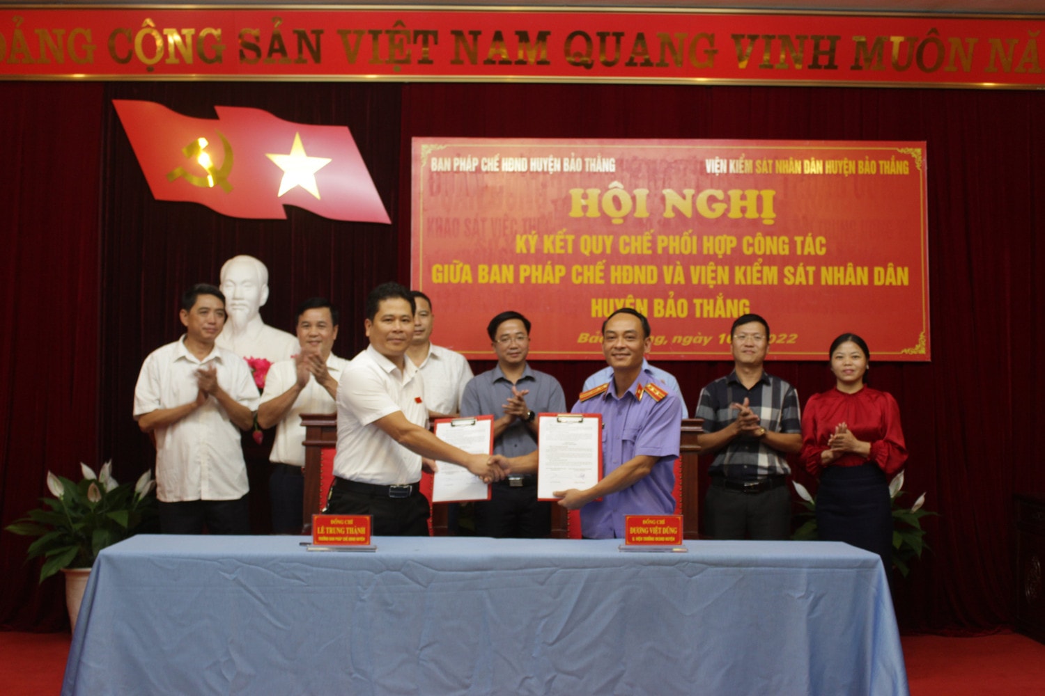 Tăng cường giám sát, chất vấn -0