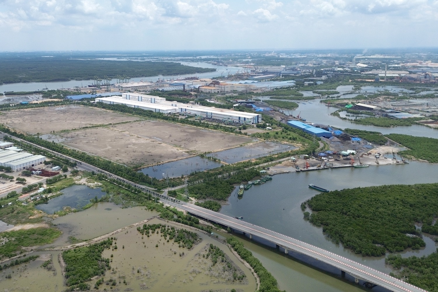 Tổ công tác đặc biệt của tỉnh Bà Rịa – Vũng Tàu đã tiếp nhận, xử lý hàng loạt các kiến nghị của doanh nghiệp, nhà đầu tư Tổ công tác đặc biệt của tỉnh Bà Rịa – Vũng Tàu đã tiếp nhận, xử lý hàng loạt các kiến nghị của doanh nghiệp, nhà đầu tư