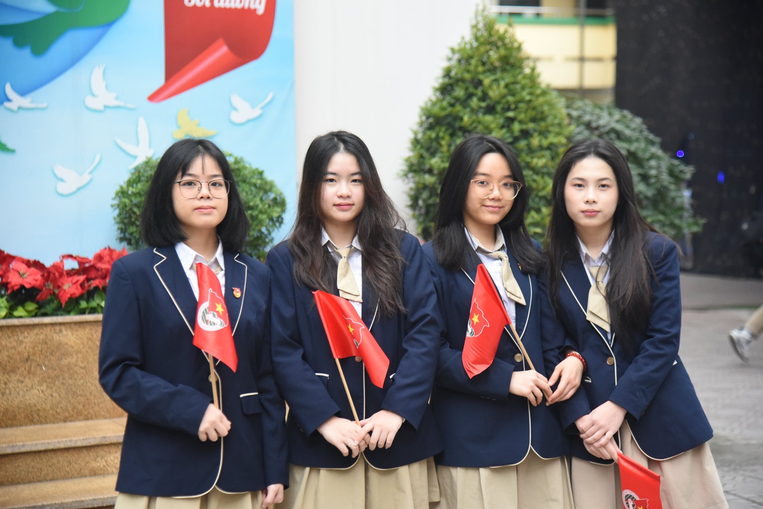 Sôi nổi chương trình chào mừng 93 năm ngày thành lập Đoàn TNCS Hồ Chí Minh của Trường THPT Phan Huy Chú - Đống Đa ảnh 20 Sôi nổi chương trình chào mừng 93 năm ngày thành lập Đoàn TNCS Hồ Chí Minh của Trường THPT Phan Huy Chú - Đống Đa -0