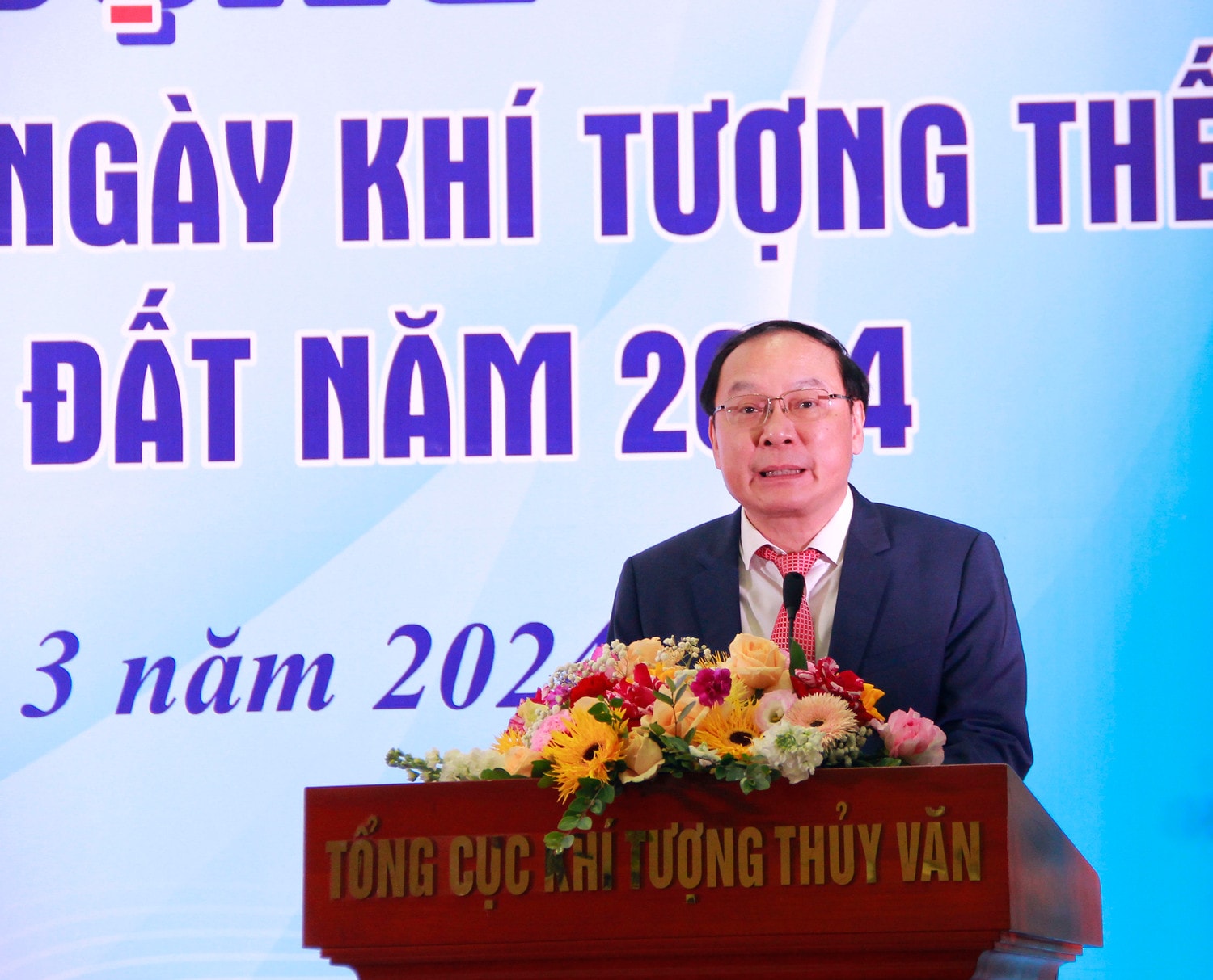 Thứ trưởng Bộ Tài nguyên và Môi trường Lê Công Thành phát biểu chỉ đạo tại buổi lễ Chung tay bảo vệ, phục hồi và phát triển tài nguyên nước -0