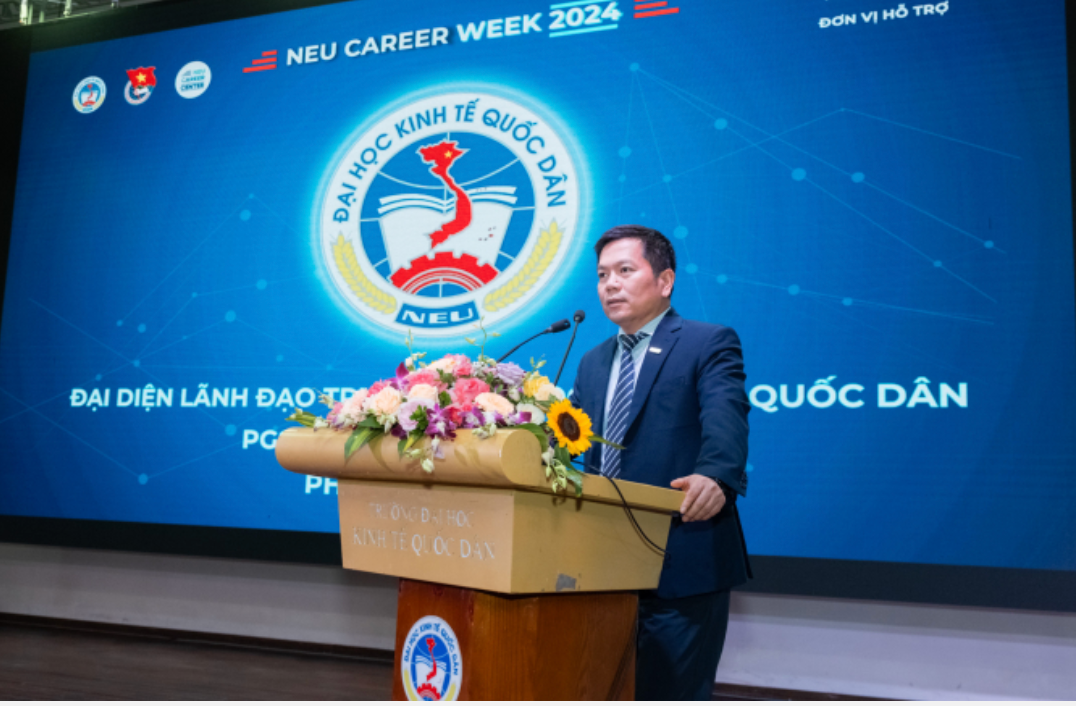 Trường Đại học Kinh tế Quốc dân: Hàng nghìn sinh viên dự Tuần lễ Nghề nghiệp và Việc làm 2024 -0