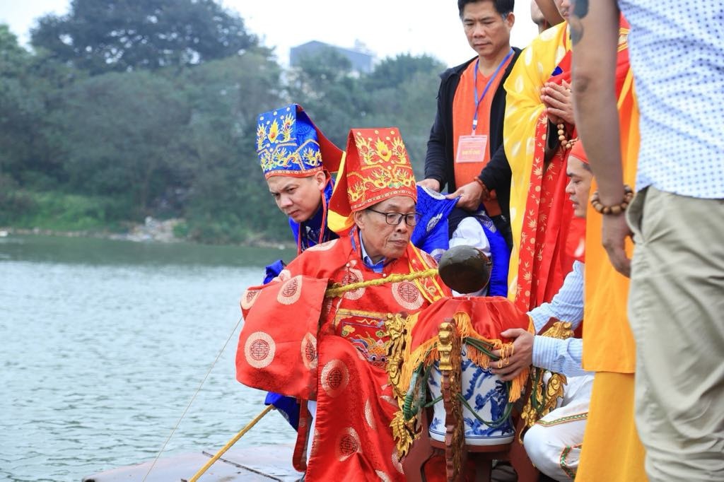 Bát Tràng khai hội với các nghi lễ truyền thống -1