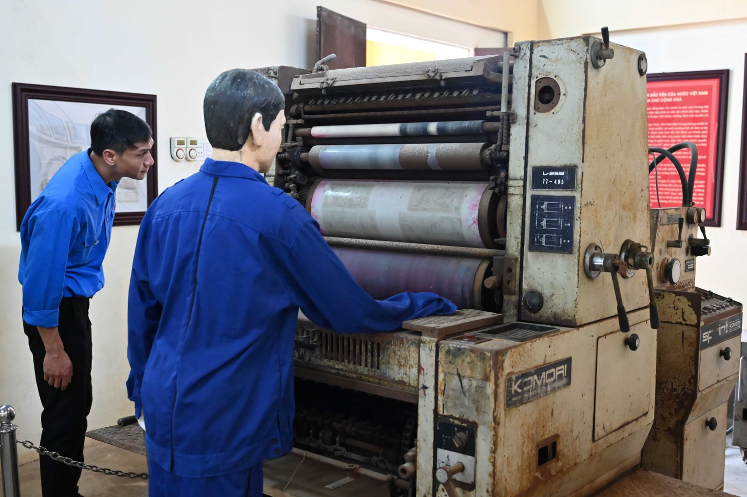 “Tháng Ba tình nguyện” mang tri thức đến vùng đặc biệt khó khăn