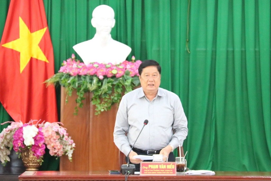 Phó Bí thư Thường trực Thành ủy, Chủ tịch HĐND TP. Cần Thơ Phạm Văn Hiểu mong muốn sớm nghiên cứu, tích hợp các quy định của Nghị quyết 594/NQ-UBTVQH15 vào Luật Hoạt động giám sát của Quốc hội và HĐND sửa đổi sắp tới Sớm nghiên cứu nội dung Nghị quyết 594 để tích hợp vào Luật