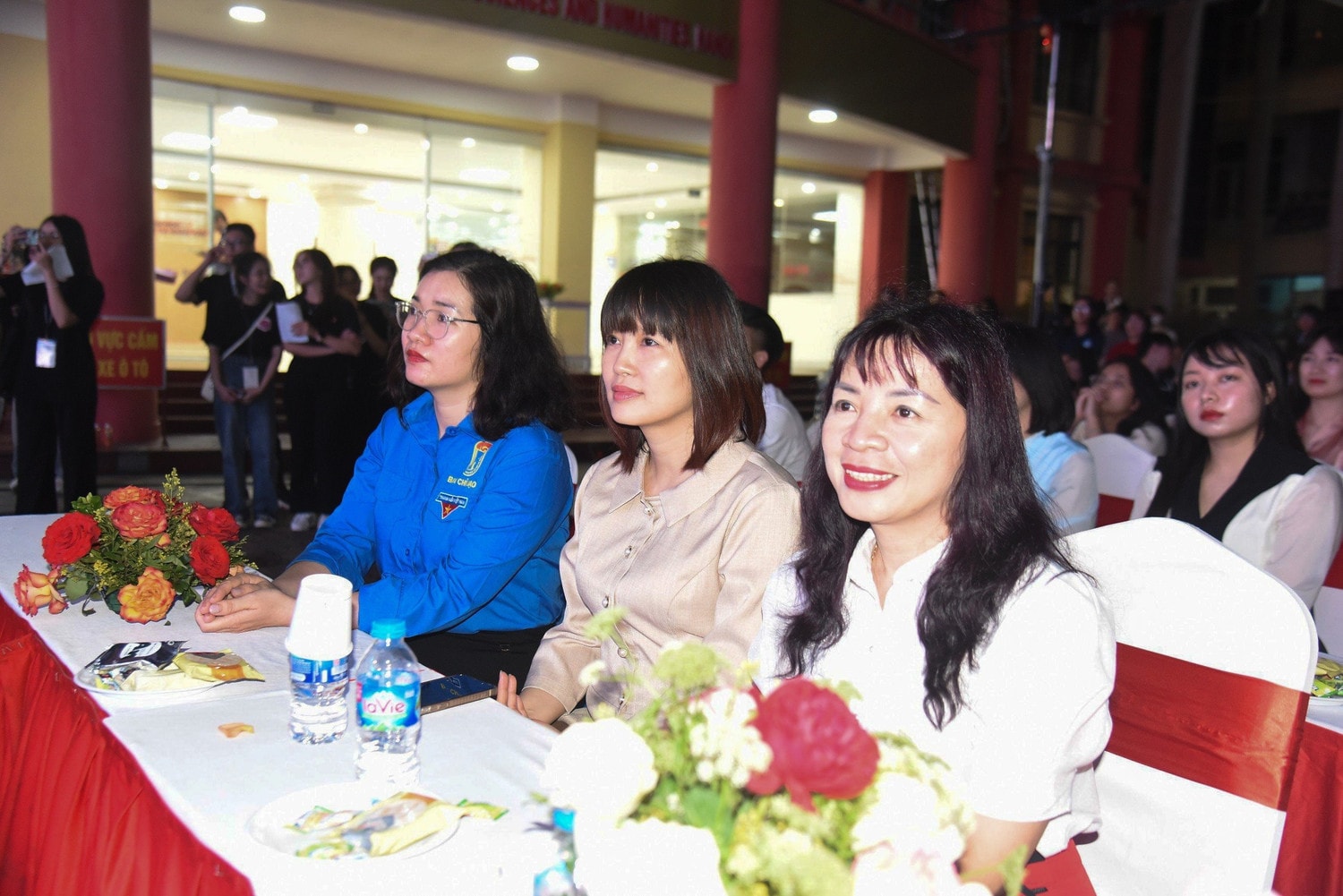 Lộ diện cặp đôi đăng quang 