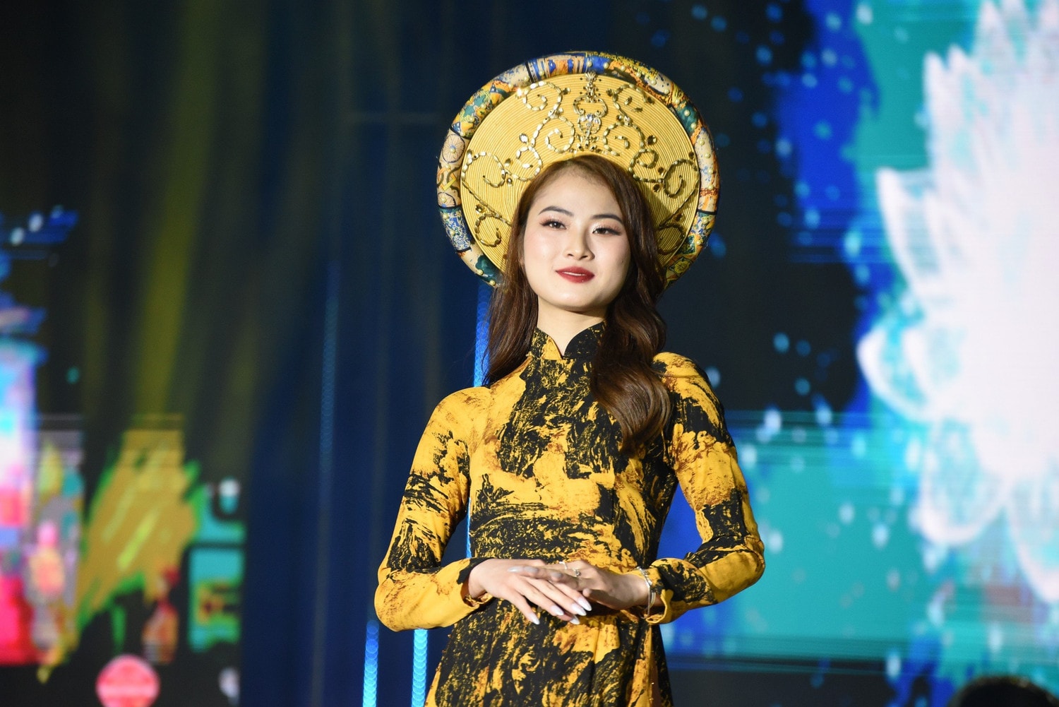 Lộ diện cặp đôi đăng quang 