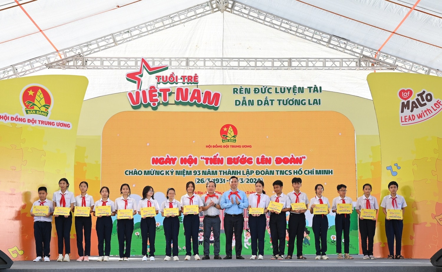 Tưng bừng Ngày hội “Tiến bước lên Đoàn” -0
