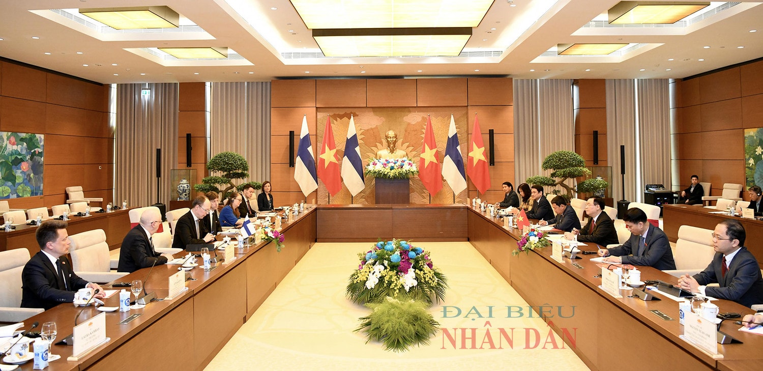 Chủ tịch Quốc hội Vương Đình Huệ chủ trì Lễ đón, hội đàm với Chủ tịch Quốc hội Phần Lan Jussi Halla-aho -0