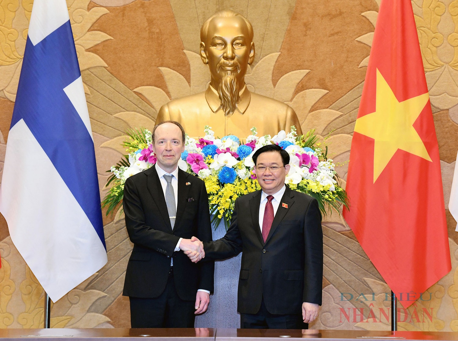 Chủ tịch Quốc hội Vương Đình Huệ chủ trì Lễ đón, hội đàm với Chủ tịch Quốc hội Phần Lan Jussi Halla-aho -0