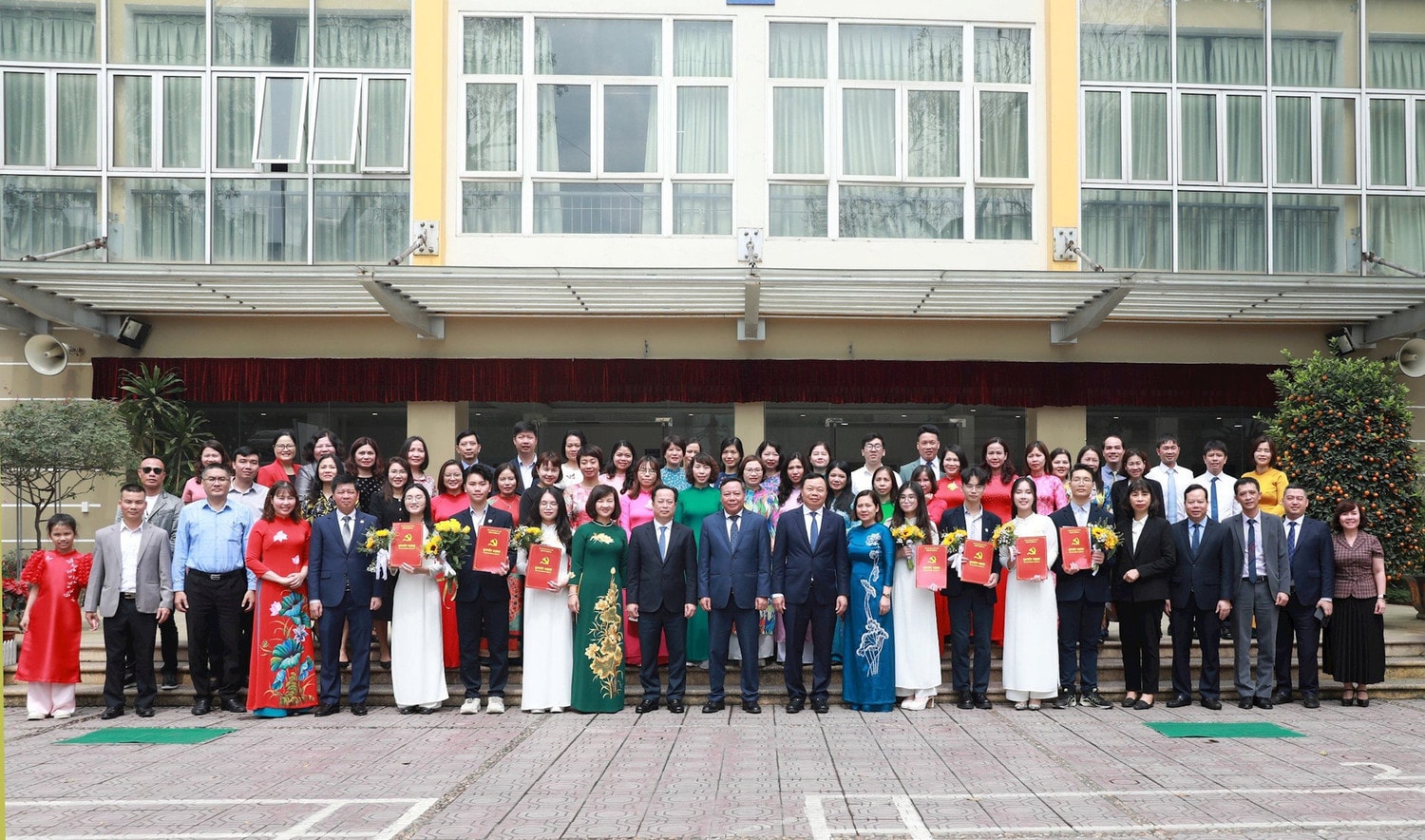Hà Nội: 7 học sinh THPT ưu tú được kết nạp Đảng -0