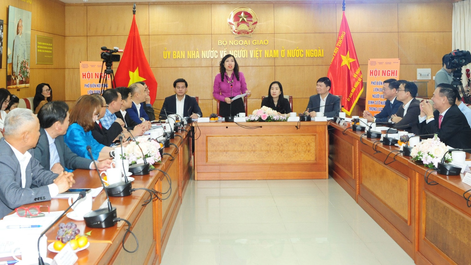 Tuyên truyền, phổ biến nội dung liên quan đến người Việt Nam ở nước ngoài trong Luật Đất đai, Luật Nhà ở và Luật Kinh doanh bất động sản -0