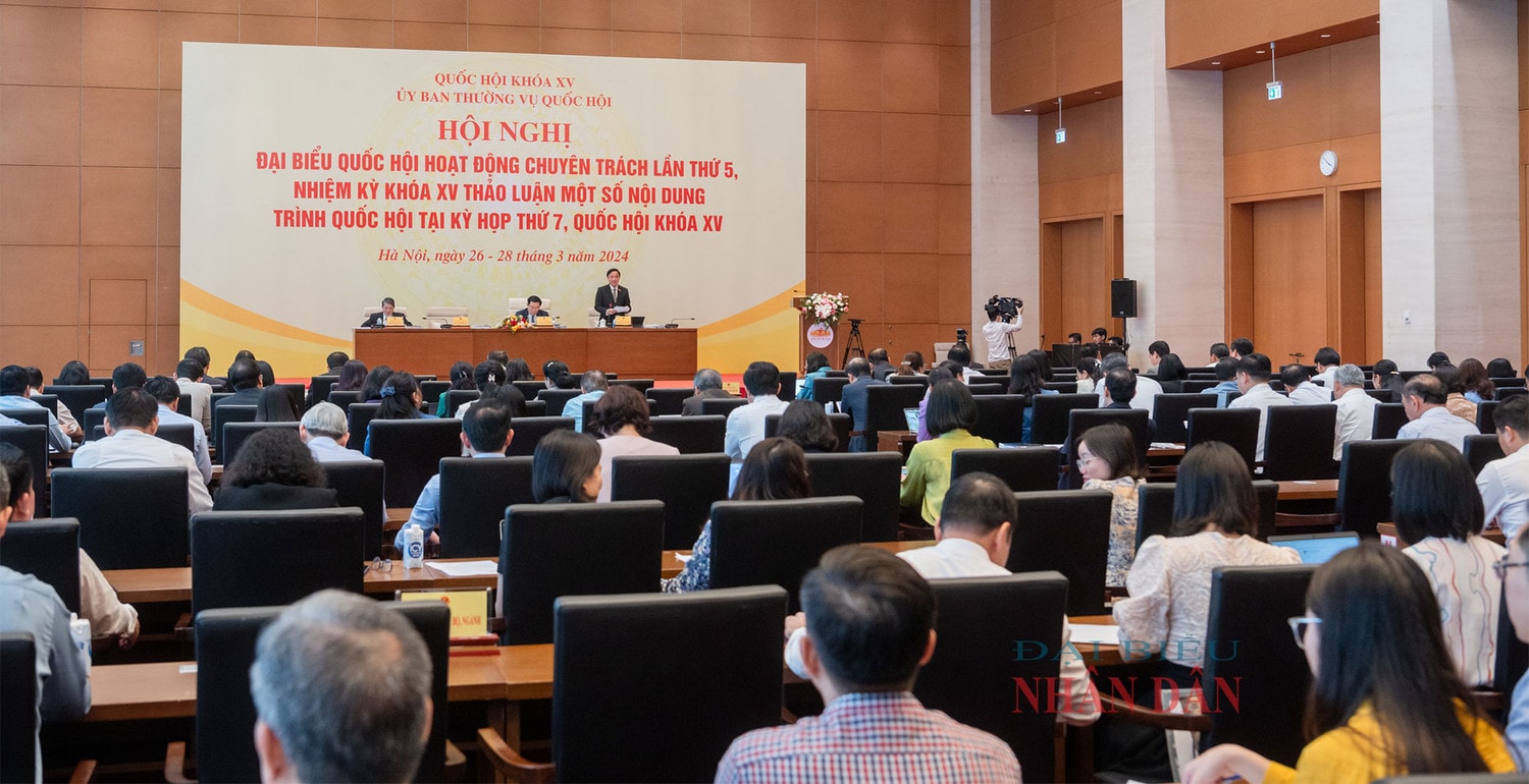 Đã là tài liệu lưu trữ thì trước hết cần thực hiện theo pháp luật về lưu trữ -0