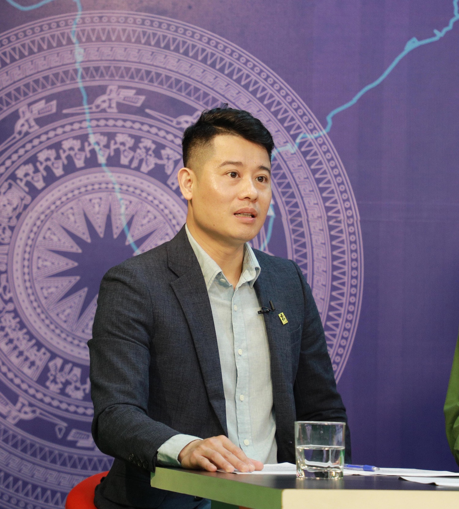 Phó Tổng Giám đốc Công ty Cổ phần Thanh toán quốc gia (NAPAS) Nguyễn Hoàng Long chia sẻ tại buổi tọa đàm Toạ đàm “Số hoá chi trả chính sách an sinh xã hội cho người dân qua ứng dụng VneID” -0