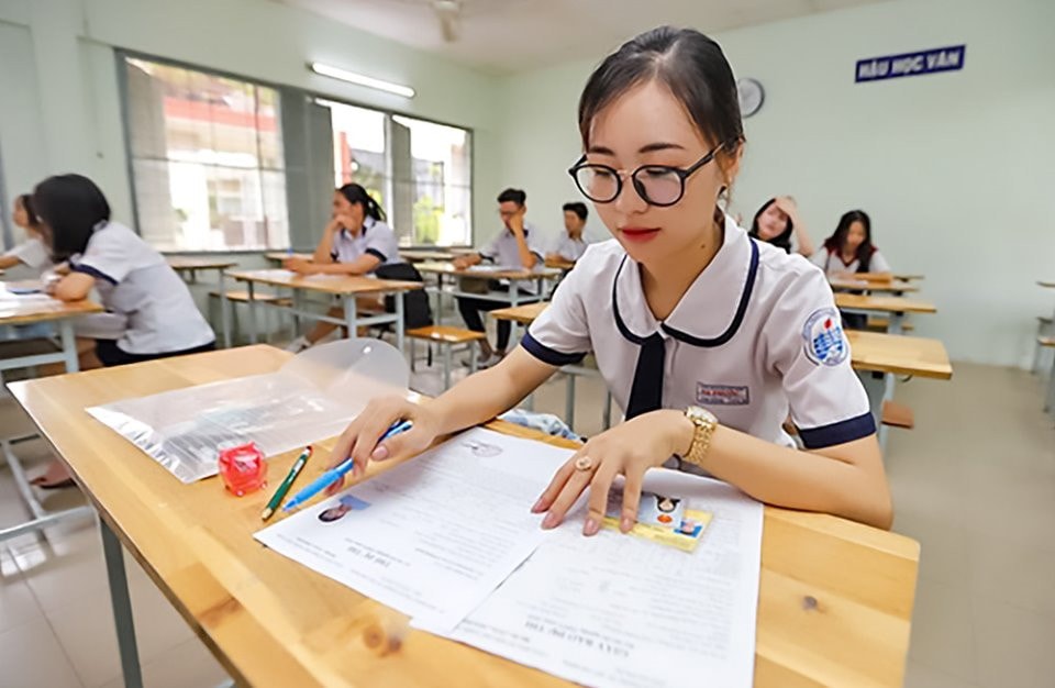 Thí sinh đăng ký dự thi tốt nghiệp THPT 2024 khi nào? -0