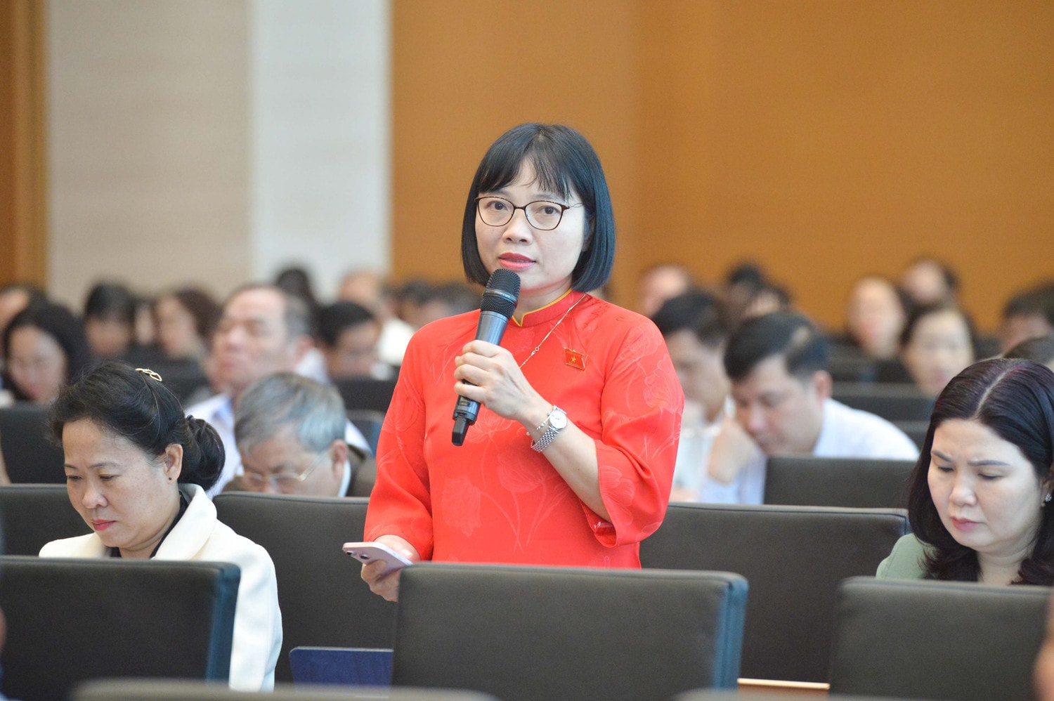 Ngăn chặn các hành vi tiêu cực, gây lũng đoạn thị trường -0