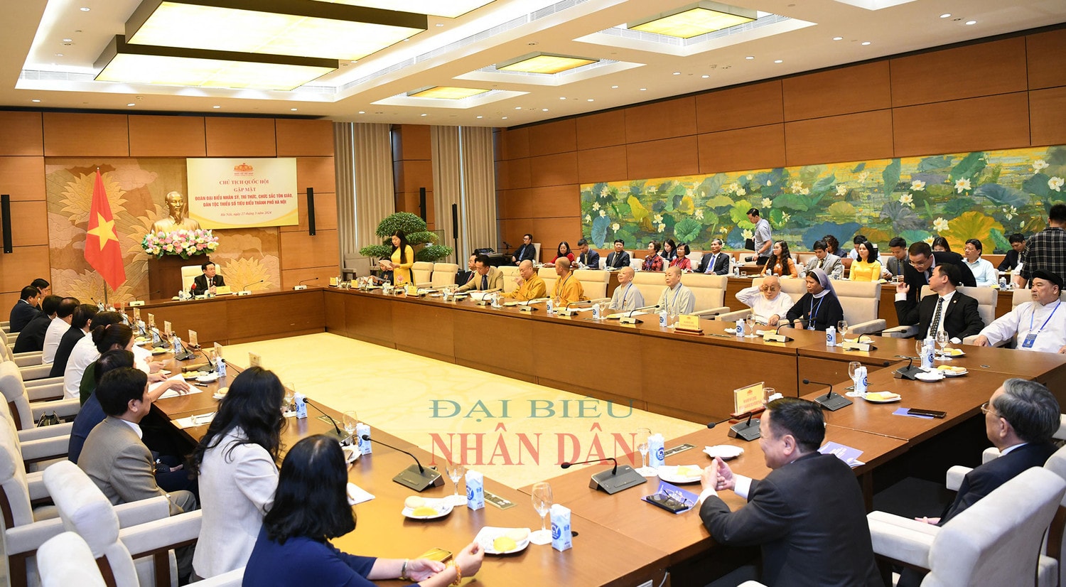 Chủ tịch Quốc hội Vương Đình Huệ: Tiếp tục khơi dậy khát vọng và trách nhiệm phát triển Thủ đô Hà Nội nghìn năm văn hiến, anh hùng -0