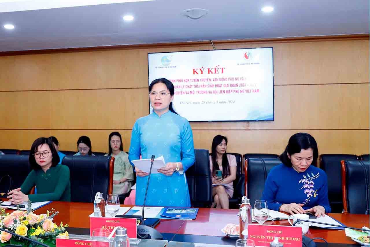 Phát huy vai trò của phụ nữ trong việc phân loại chất thải rắn sinh hoạt -0