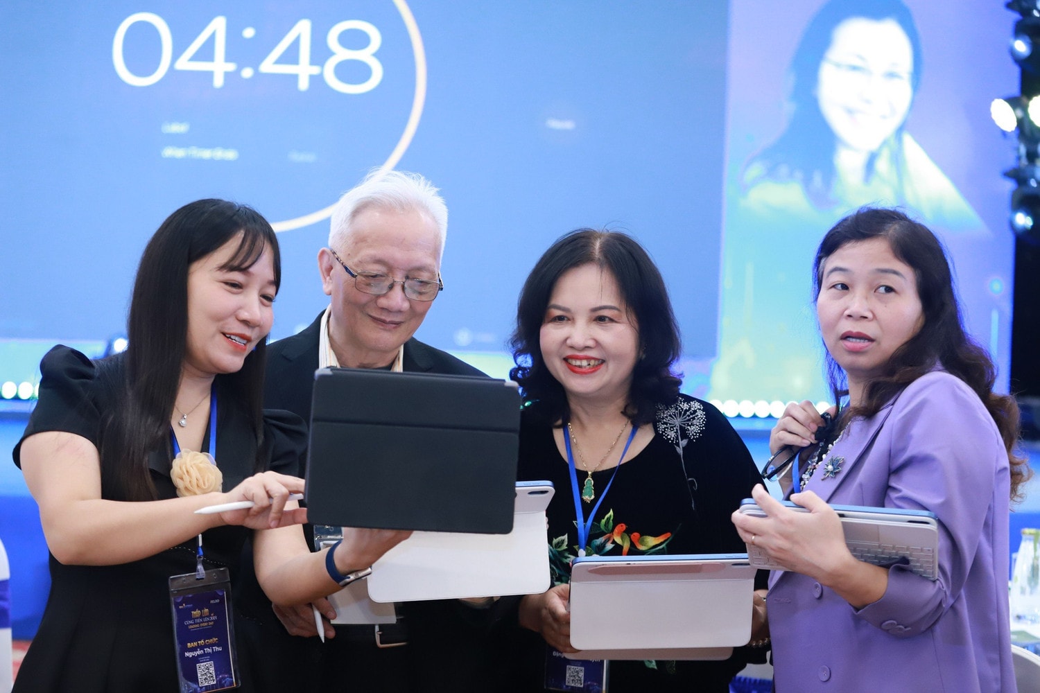 Nhu cầu trường học số: Thách thức hay cơ hội cho các nhà lãnh đạo trường học? -0