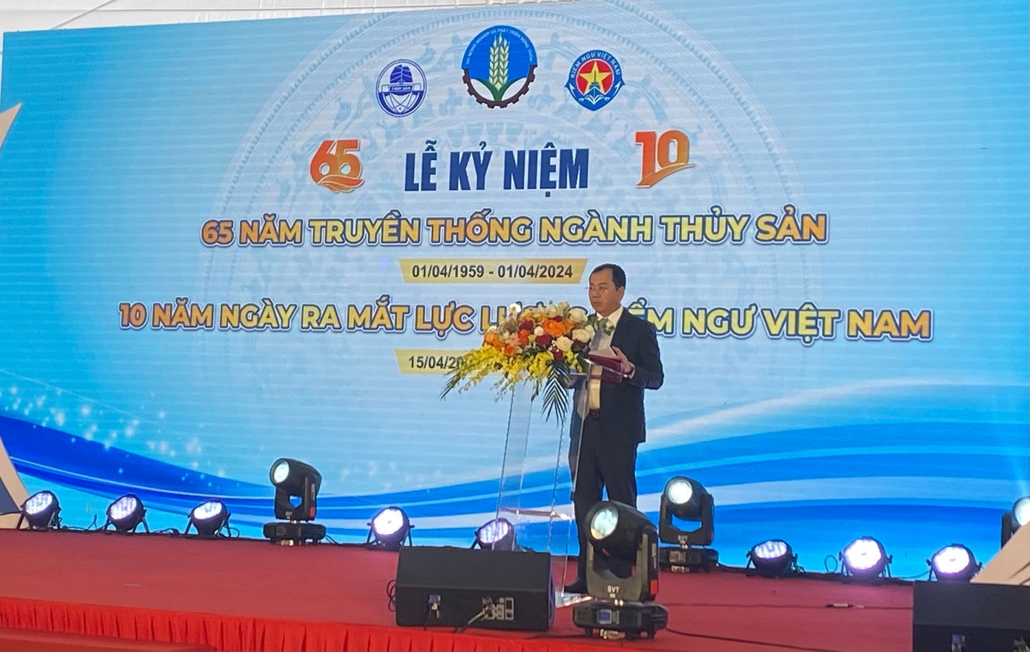 Tiếp tục phát triển bền vững kinh tế biển Việt Nam -0