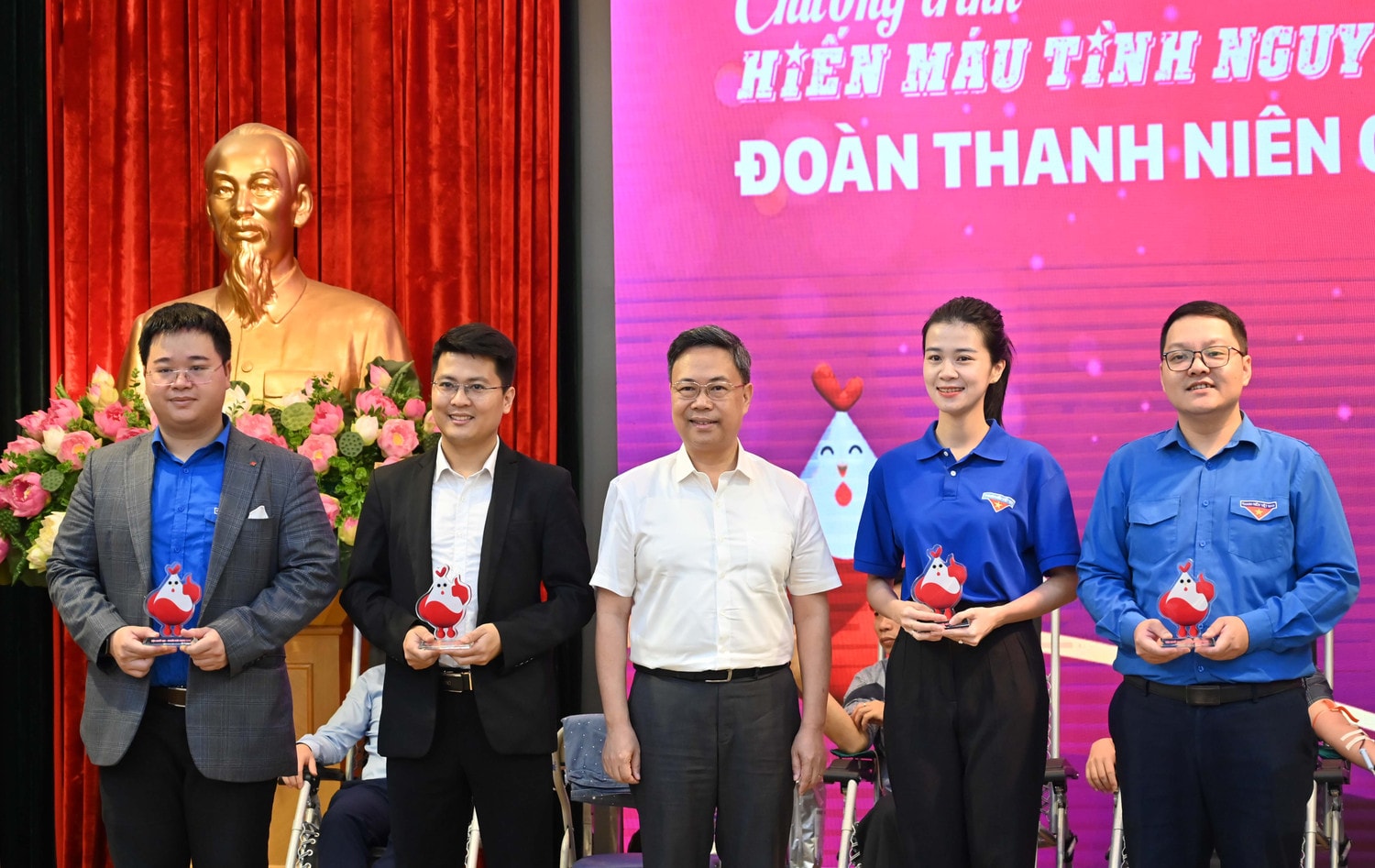 Đoàn khối Văn phòng Trung ương tích cực tham gia hiến máu tình nguyện