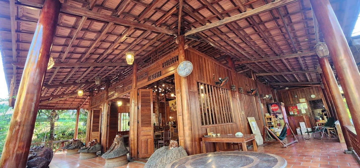 Ngôi nhà dừa 