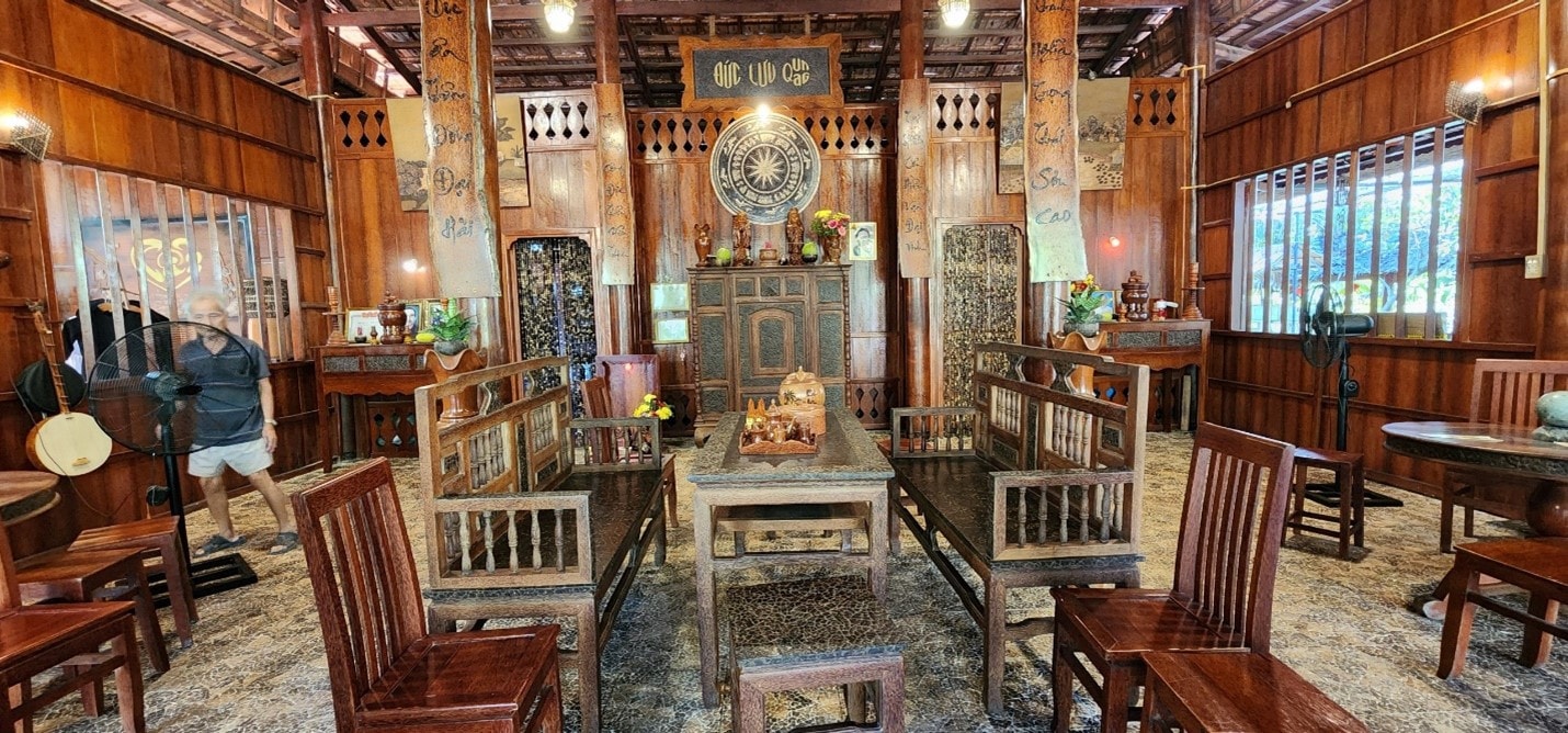 Ngôi nhà dừa 