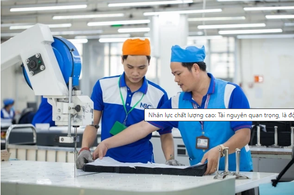 Nhiều người thất nghiệp, doanh nghiệp vẫn khó tuyển dụng (ITN)