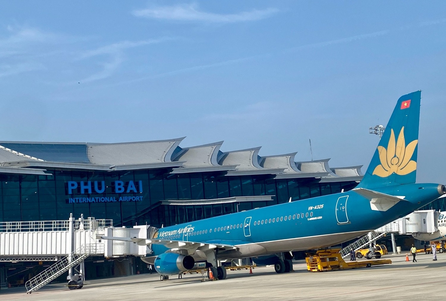 “Ông trùm” sân bay ACV đang “ôm” khoản nợ xấu hơn 6.000 tỷ đồng, để các hãng bay “thu hộ” tiền phí rồi vất vả đi đòi nợ -0
