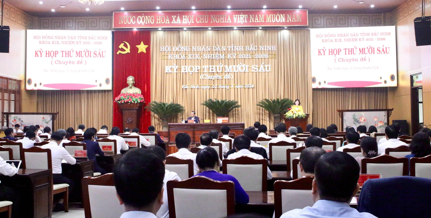 Xem xét, thông qua nhiều nội dung quan trọng, cấp thiết -0