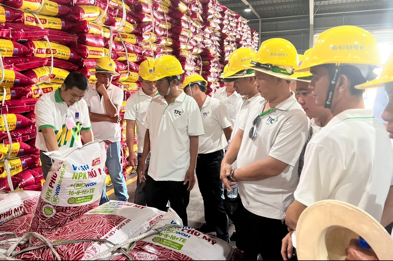 PVFCCo: Tự hào hơn hai thập kỷ là “Hàng Việt Nam chất lượng cao” -0
