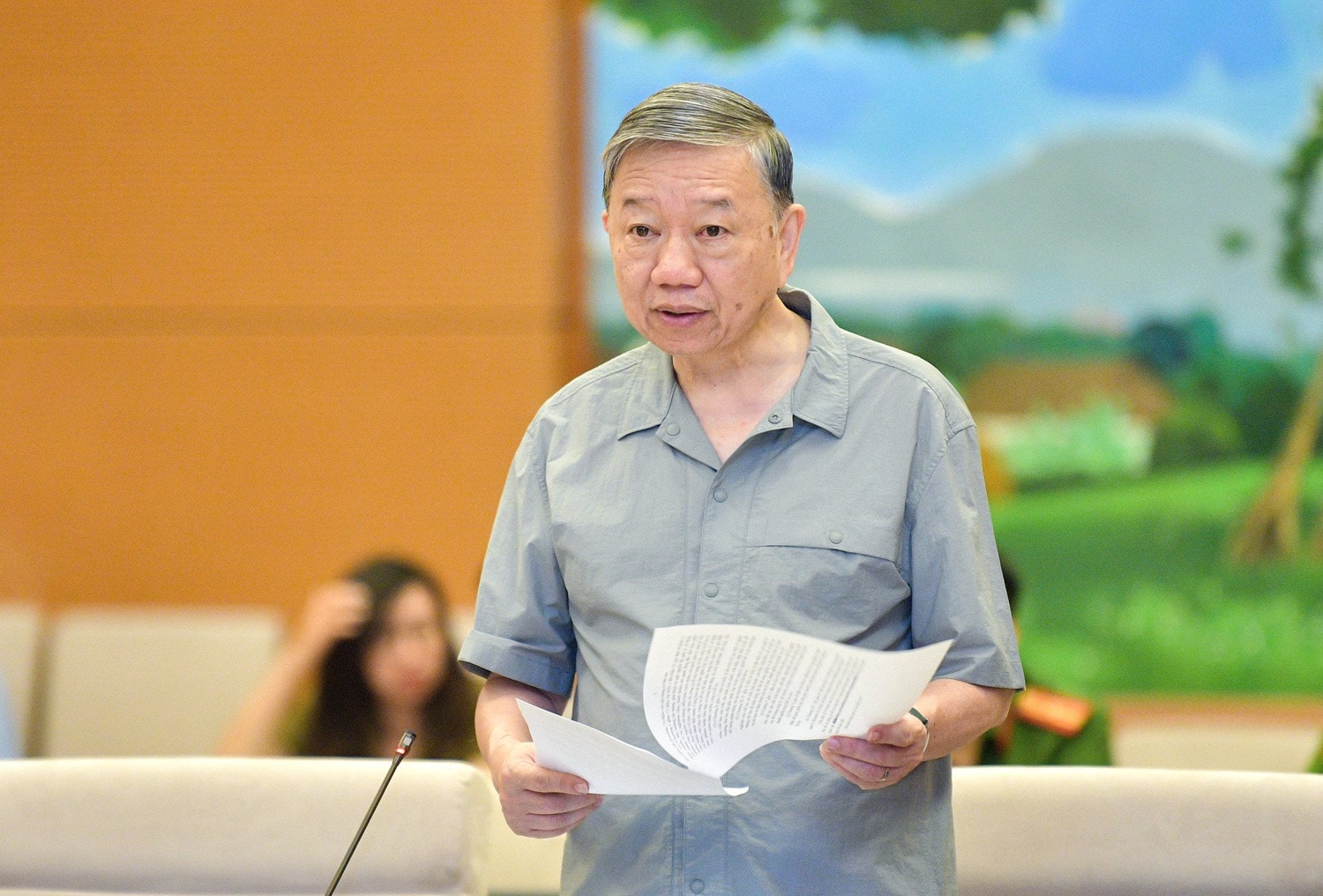 Ủy ban Thường vụ Quốc hội cho ý kiến về dự án Luật Quản lý, sử dụng vũ khí, vật liệu nổ, công cụ hỗ trợ (sửa đổi) -0