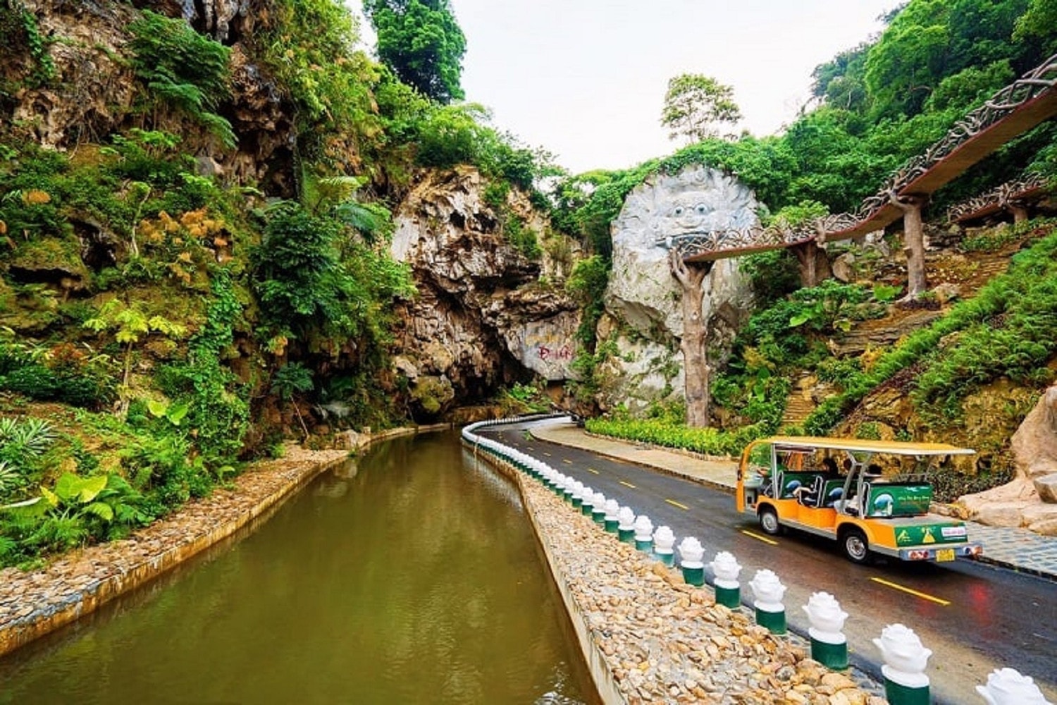 Điều chỉnh chủ trương đầu tư Khu du lịch sinh thái Cổng Trời Đông Giang: Yêu cầu kiểm tra, rà soát đất rừng -0