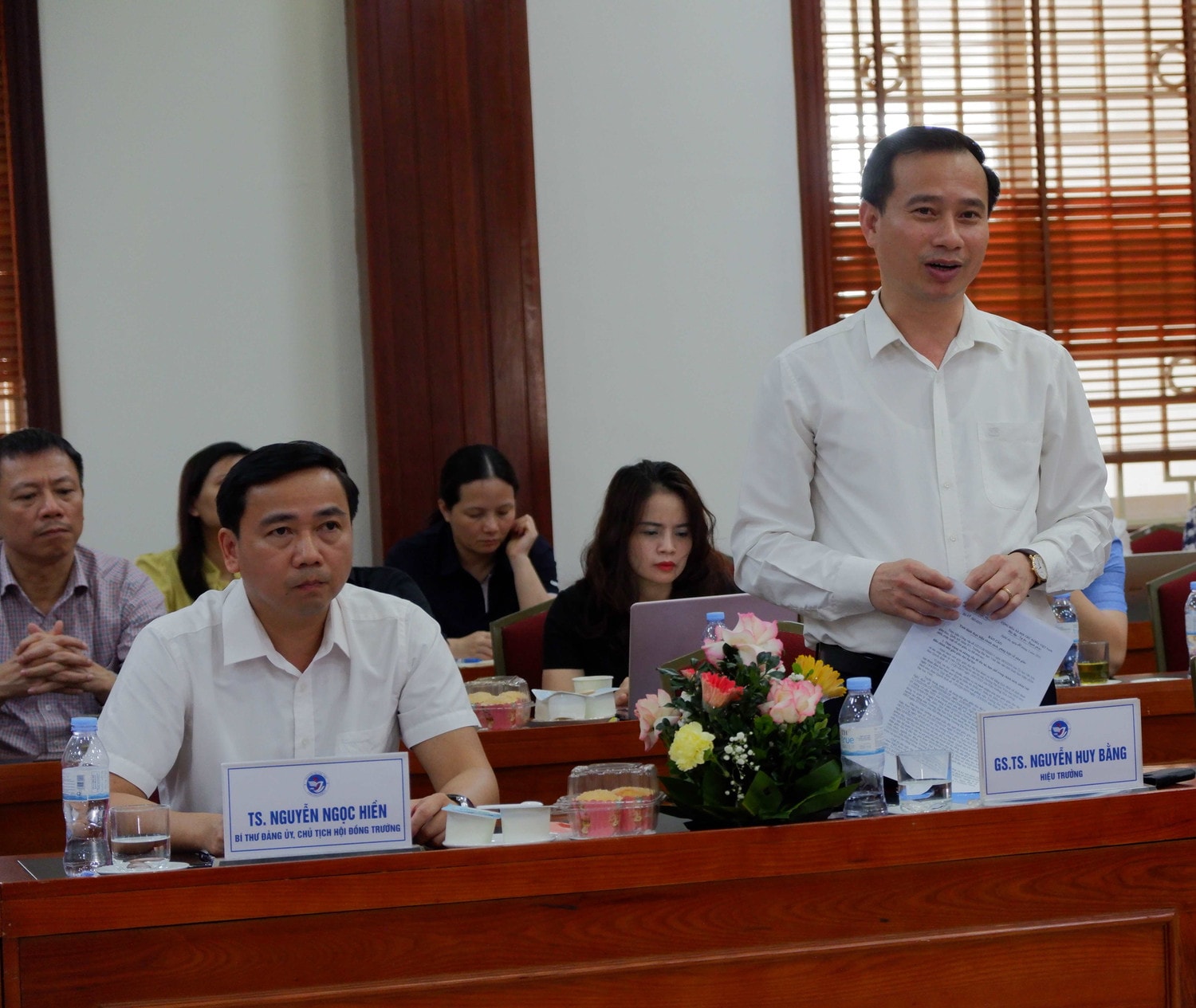 Có cơ chế đặc thù để cơ sở giáo dục đại học thu hút người tài -1