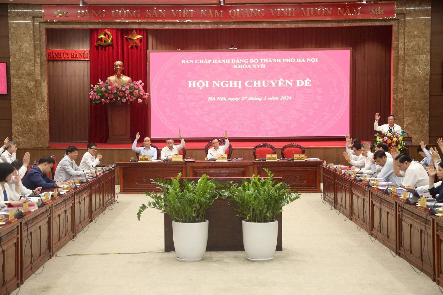 Thực hiện thắng lợi các nhiệm vụ chính trị năm 2024 lập thành tích chào mừng kỷ niệm 70 năm Giải phóng Thủ đô -0