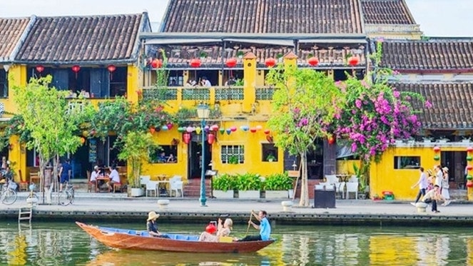 Từ Công ước của UNESCO đến Luật Di sản văn hóaTham gia Công ước của UNESCO giúp Việt Nam hoàn thiện khung pháp lý liên quan đến việc bảo vệ, phát huy di sản văn hóa. Ảnh: BQN