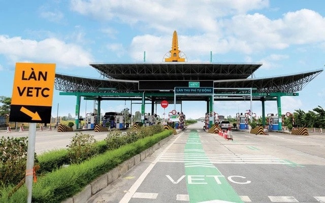 “Ôm” hàng loạt dự án BOT, công ty con vận hành 70% số trạm thu phí ETC trên cả nước, Tasco vẫn sụt giảm mạnh lợi nhuận, vay nợ tăng vọt sau một năm -0