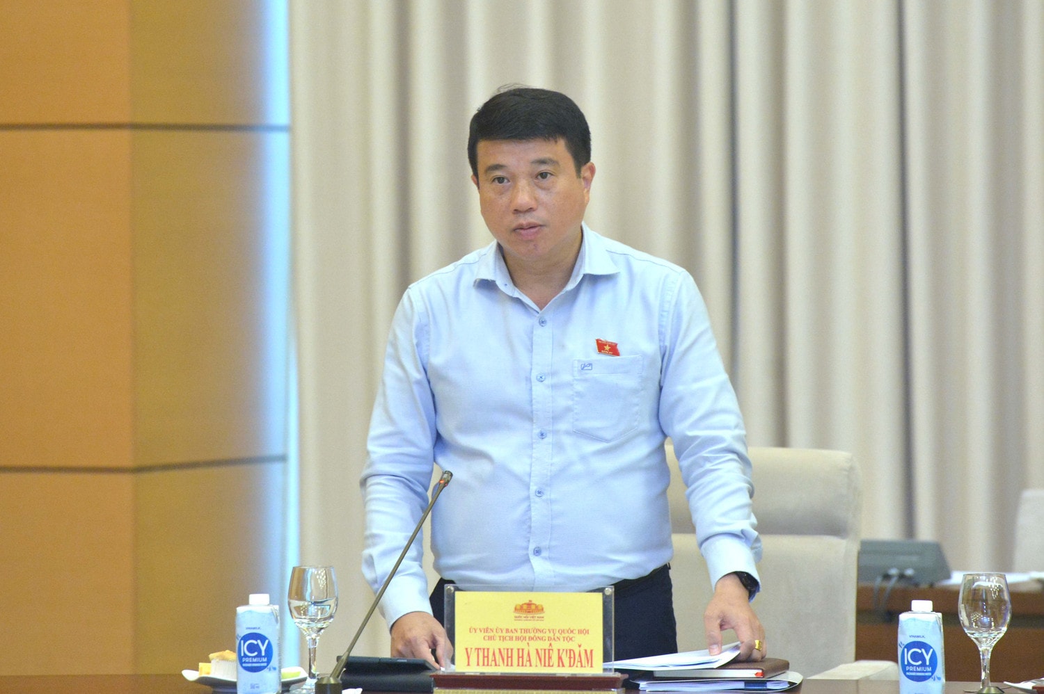 Chủ tịch Quốc hội Vương Đình Huệ chủ trì hội nghị giao ban lãnh đạo Quốc hội với các cơ quan của Quốc hội, Ủy ban Thường vụ Quốc hội