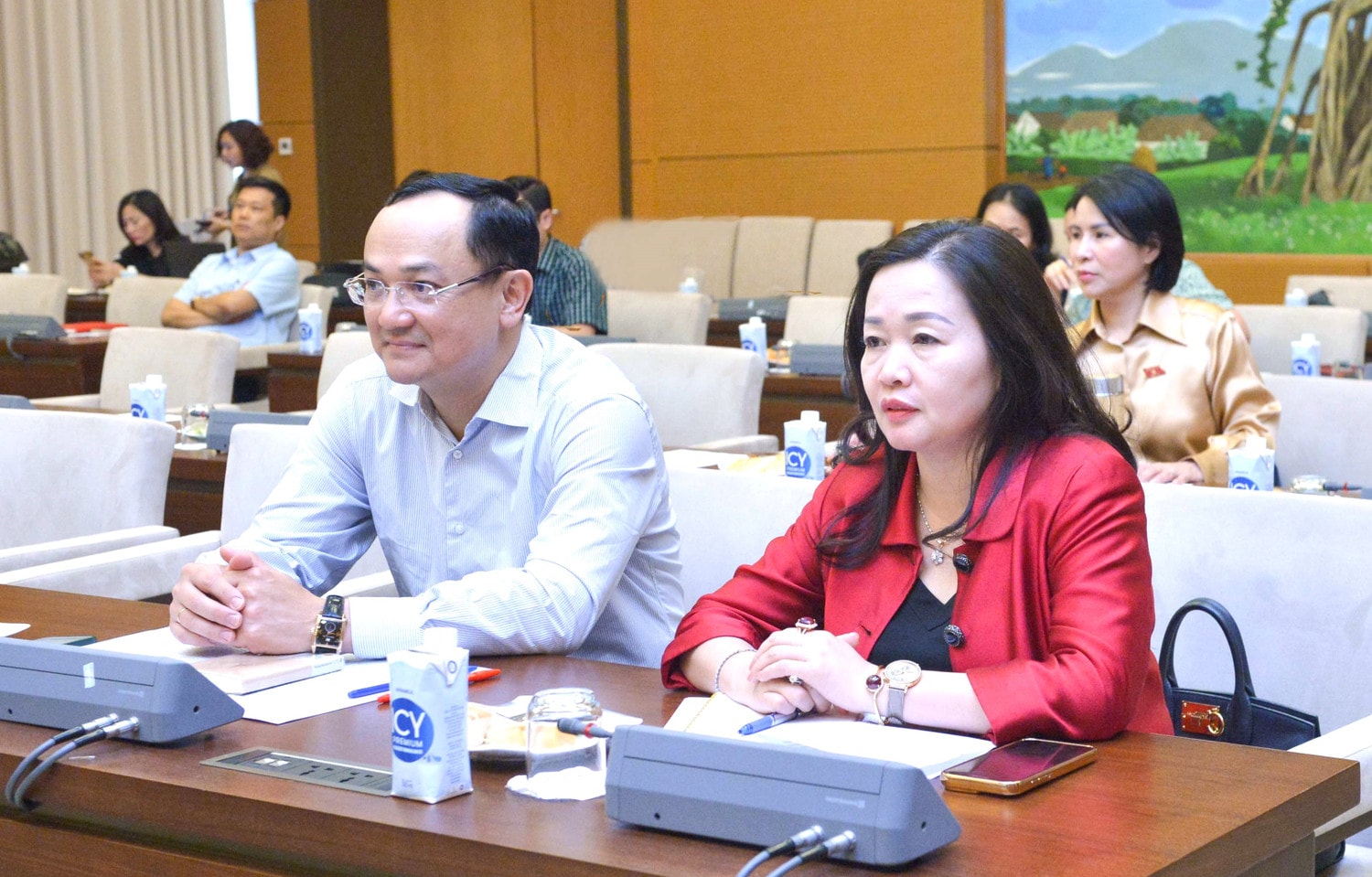 Chủ tịch Quốc hội Vương Đình Huệ chủ trì hội nghị giao ban lãnh đạo Quốc hội với các cơ quan của Quốc hội, Ủy ban Thường vụ Quốc hội