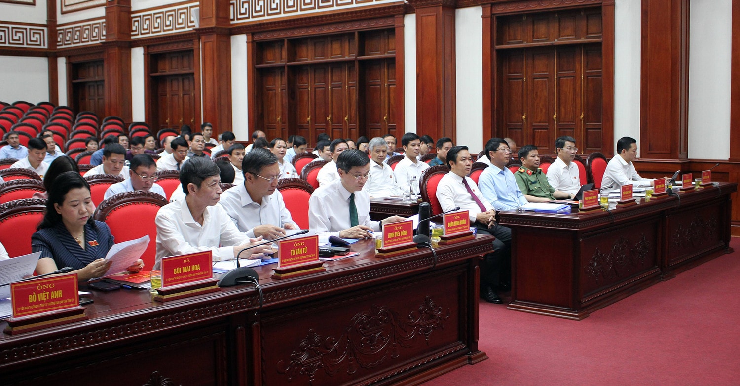 Các đại biểu dự kỳ họp Ông Hoàng Văn Kiên giữ chức Phó Chủ tịch HĐND tỉnh Ninh Bình Khóa XV -0