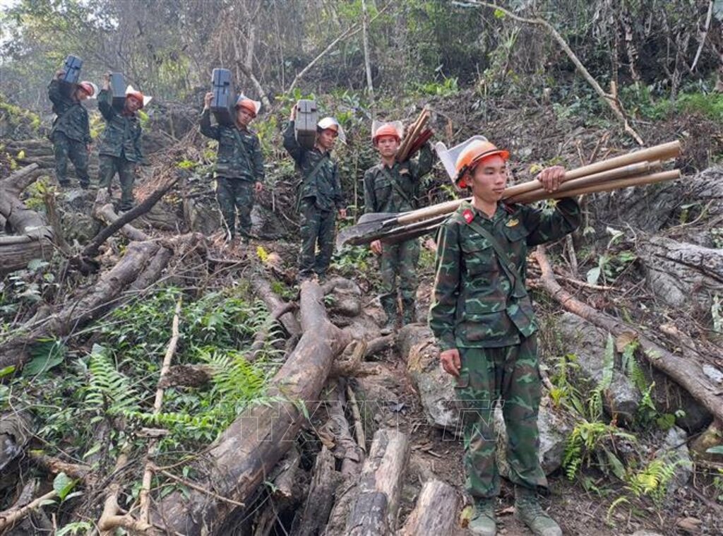 Hồi sinh những vùng đất là nạn nhân của bom mìn -0