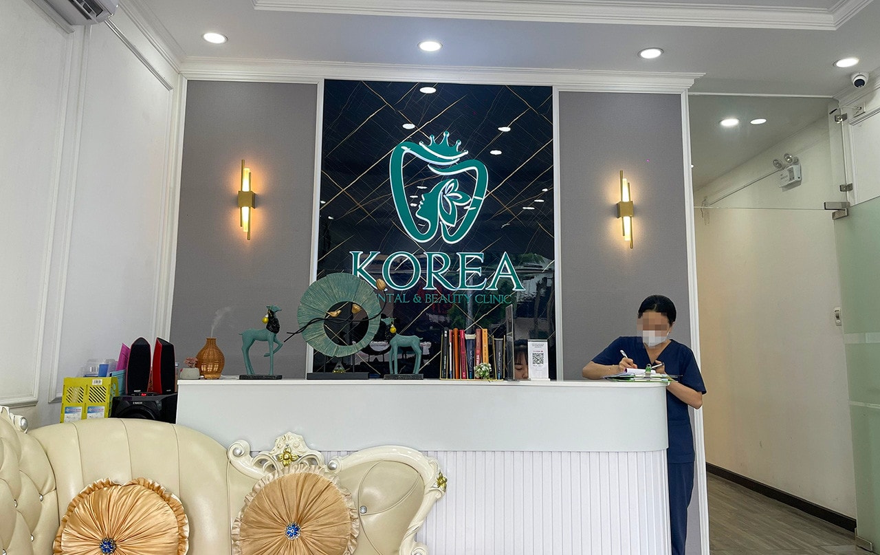 Bị đình chỉ vì không có giấy phép, Viện Nha khoa Thẩm mỹ Chợ Rẫy và Nha khoa Thẩm mỹ Quốc tế Korea vẫn ngang nhiên hoạt động